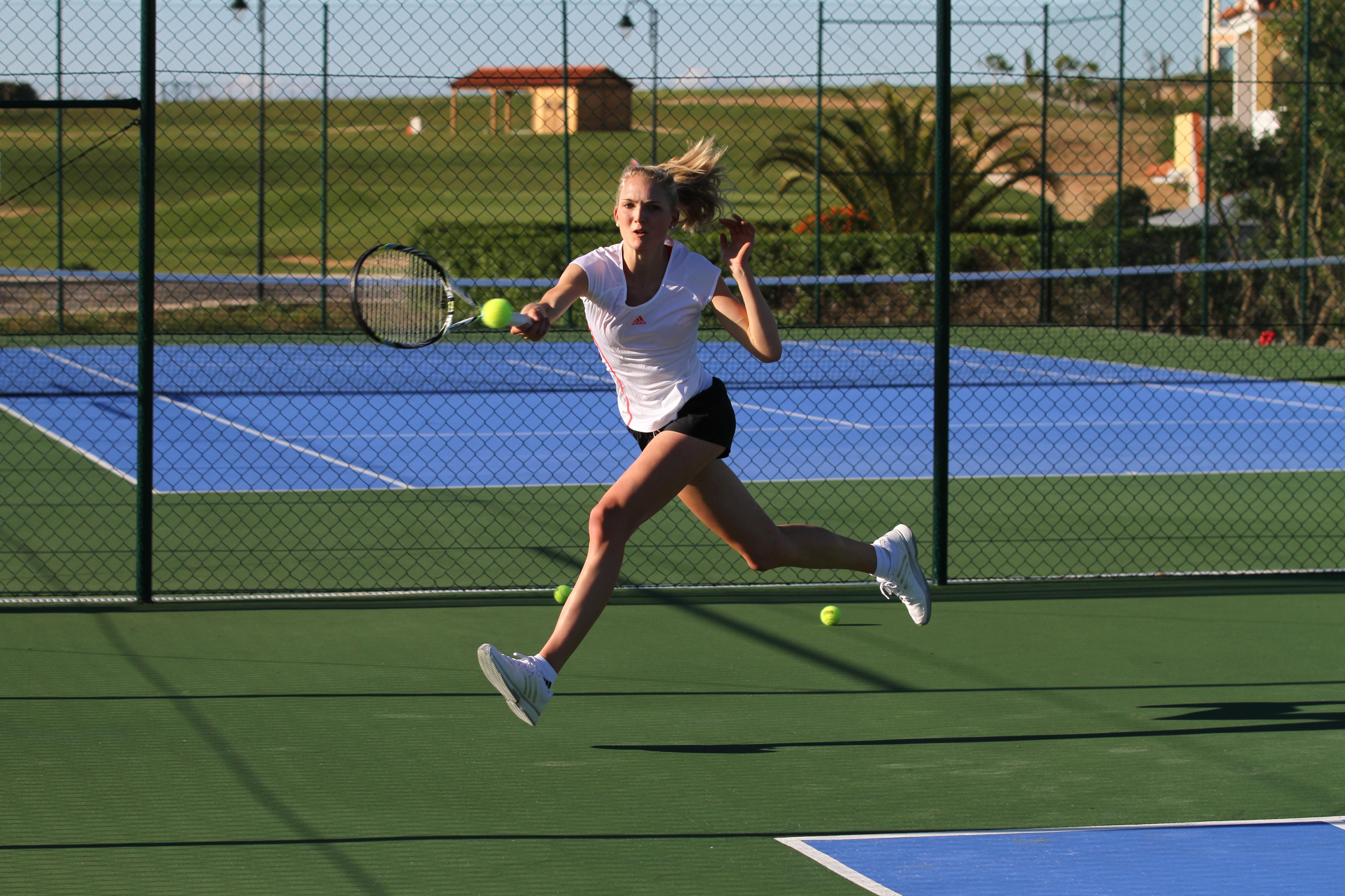 Cascade Wellness Resort Lagos Dış mekan fotoğraf A player in action